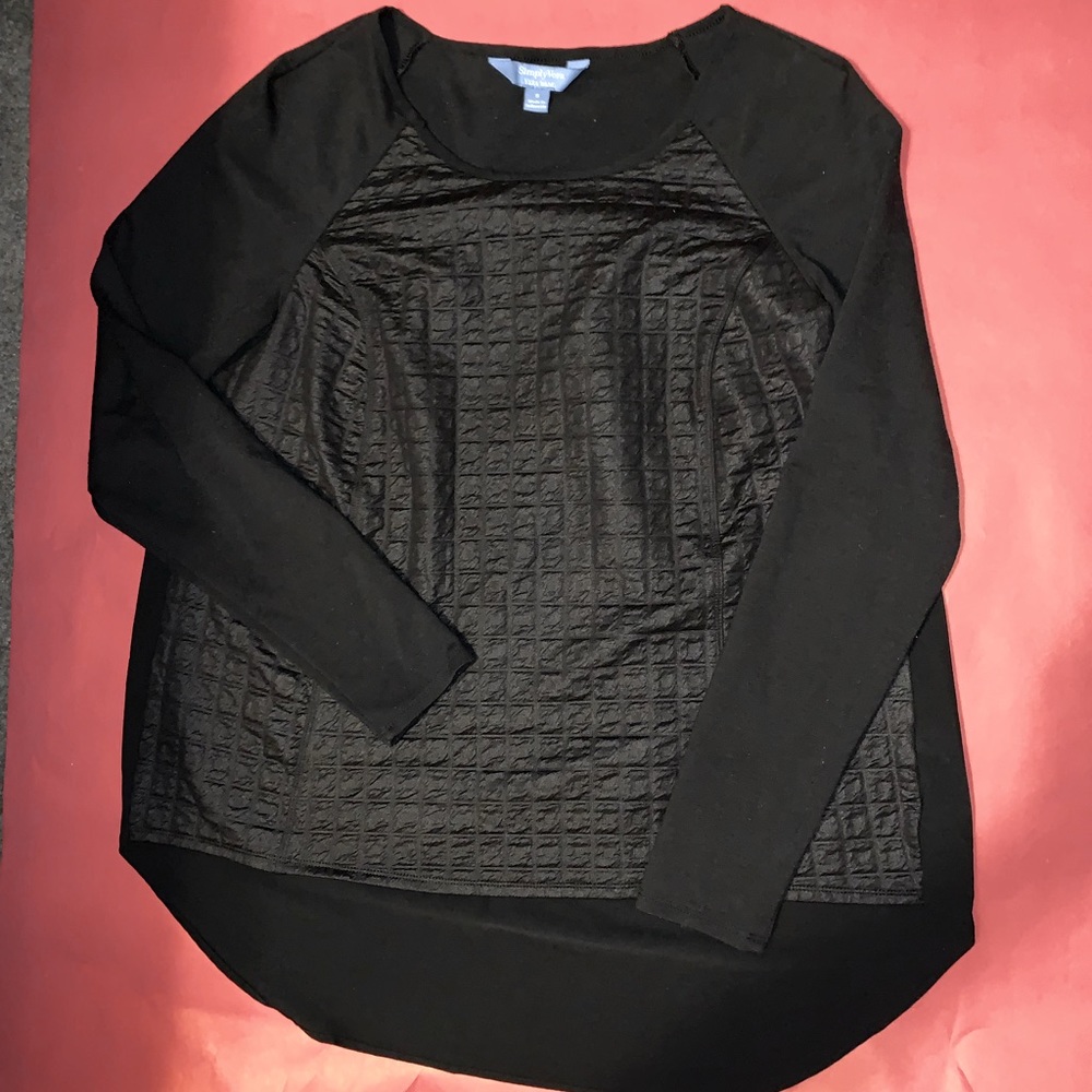 Simply Vera size small blouse